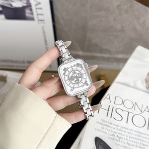 TEMU 애플워치용 조절 가능한 메탈+레진 슬림 스트랩 - 울트라 씬 경량 브레이슬릿, 시리즈 11/10/9/8/7/6/5/4/3/SE/Ultra 3/2 호환, 38mm-49mm, 남녀공용 패션 디자인, 발렌타인데이 & 마르디 그라 선물, 스마트워치 액세서리, 세련된 워치 밴드, 내구성 있는 스트랩|남자팔찌