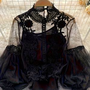 TEMU 여성 패션 대조 레이스 시스루 메쉬 랜턴 슬리브 바디콘 크롭탑 + 캐미 언더셔츠, 라이트 럭셔리 디자인, 메쉬 플라워 탑, 캐주얼 웨어,파티 탑,우아한 디자인,가벼운 소재,고품질 스티칭,레이스 캐미솔,패션 여성,스타일리시한 의상