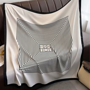 TEMU 여성용 기하학 스퀘어 스카프 - 부드러운 새틴 질감, 세탁기 사용 가능, 캐주얼 & 포멀 룩에 어울리는 다재다능한 패션 액세서리, 고급스러운 디자인, 그녀를 위한 완벽한 선물, 스타일리시한 의상 강화, 모던 엘레강스, 새틴 마감