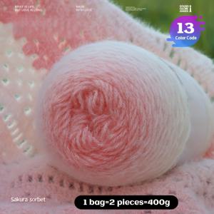 TEMU 빛이 약한 미스트 그라데이션 두꺼운 원단, 긴 무지개 색상 패턴, 패션 스웨터, 숄, 코트, 헤드밴드, 모자 및 액세서리용으로 적합한 DIY 재료로 사용할 수 있습니다. 1개의 가방에는 400g을 가중한 2개의 원단이 포함되어 있으며, 80% 아크릴과 20% 나일론으로 제작됩니다.|뜨개실