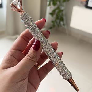 TEMU 1개 우아한 캡 볼펜 - 반짝이는 라인스톤 디자인, 선생님과 학생을 위한 완벽한 선물, 금속 구조, 중간 펜촉, 사무용품 | 고급스러운 펜 디자인, 비즈 장식 가능, 미니 볼펜, 업무 액세서리, 전문적인 필기구, 스타일리시한 소품, 마감, 내구성 있는 재질, 기업 기념품