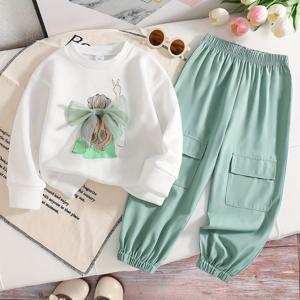 TEMU 여아용 캐주얼 가을 세트 2종, 귀여운 캐릭터 프린트 라운드넥 스웨트셔츠 & 카고 팬츠, 일상 및 아웃도어 착용에 완벽한 아이템