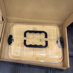 TEMU 1개 대나무 서빙 트레이 - 안전한 스냅온 뚜껑, 재활용 대나무 & 아크릴 식품 안전 원형 스낵 정리함, 캠핑, 파티, 레스토랑, 샤르퀴트리 보드, 에피타이저 플레이트용 휴대용 직사각형 트레이 - 내구성 있고 스타일리시한 서빙 접시, 둥근 모서리, 누수 방지 디자인, 가정, 야외 또는 상업용으로 이상적 - 청소가 쉽고 공간 절약형 보관