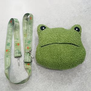 TEMU 1개 귀여운 여성용 개구리 크로스바디 백 - 지퍼 클로저가 있는 스터프 동물 보관 파우치, 탈착 가능한 녹색 개구리 얼굴 키체인 & 분리형 스트랩, 코스플레이 및 일상 사용을 위한 부드러운 폴리에스터 가방 (진한 카키/화이트/그린/옐로우)