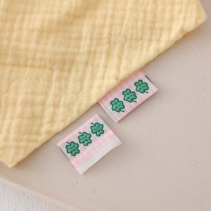 TEMU 30개 수제 패브릭 태그 - 딸기 & 하트 패턴 손바느질 스티칭 라벨, 핑크 & 화이트 파스텔 리본 같은 천 마커 (머리끈, 양말, 가방, 옷용) - 섬유 느낌의 장식 (기계 없이 만드는 공예)