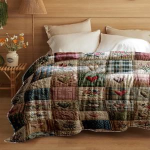 TEMU 빈티지 패치워크 하트와 플로럴 패턴 플란넬 담요 - 부드럽고 가볍고 따뜻한 사계절용 - 침대, 소파, 사무실, 캠핑, 여행에 완벽 - 침대 담요, 소파 담요, 커플 담요, 데코 담요로 다용도 선물 아이디어, 현대적 스타일,퀼트 디자인,가벼운 원단