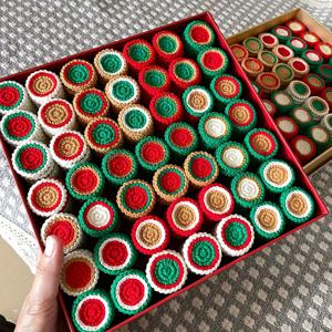 TEMU 크리스마스 장식용 수제 코바늘 꽃 10개 세트, 브로치, 헤어 클립, 걸이 장식품 및 의류 액세서리 제작에 적합