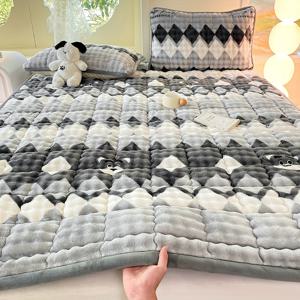 TEMU 1개 곰돌이 프린트 매트리스 보호 커버, 세탁 가능 색상 퇴색 방지 침구, 침실, 임대 집, 학생 기숙사에 적합, 추운 날씨 필수 침대 시트, 세탁기 사용 가능 (베개 커버 미포함)|베개커버|이불