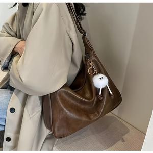 TEMU 여성용 대용량 크로스바디 백, 조절 가능한 스트랩 & 골드 톤 하드웨어 - 커피 브라운 & 블랙 핸드백, 지퍼 잠금, 안감, 데일리 사용을 위한 내구성 디자인, 크로스바디 지갑, 다용도 액세서리, 세련된 핸드백, 견고한 구조