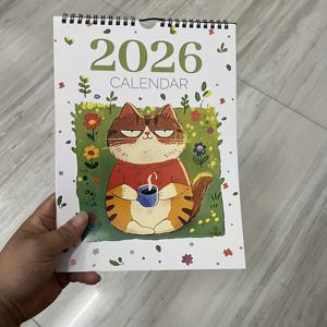 TEMU 2026 귀여운 고양이 벽걸이 달력 - 12개의 수제 고양이 디자인이 담긴 스프링 달력, 홈/오피스용 12개월 플래너, 고양이 애호가를 위한 완벽한 선물 (크리스마스/새해), 예술적 디자인,고품질 인쇄,상세 설명,홈 데코레이터,사무직 근로자|달력|달력