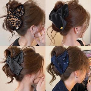 TEMU 프린트 헤어클립 4개 세트, 여성용 가을 겨울 삼각형 샤크 클립, 뒤머리 대형 헤어클립, 고급 헤어 액세서리, 파티 헤어 클립,헤어 스타일링,레트로 패션,우아한 헤어 액세서리,내구성 있는 헤어 클립, 헤어 클립,상어 바레트,트렌디한 헤어스타일,그녀를 위한 선물