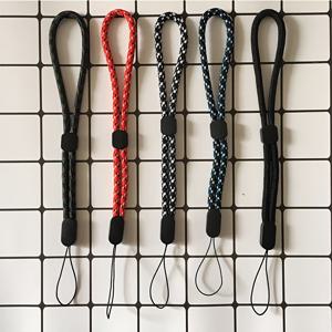 TEMU 5-팩 손목 스트랩 폰 랜야드, 남녀공용 조절 가능한 탄성 팔찌 - 매듭 디자인의 짧은 스타일 패션 액세서리. USB 드라이브 및 키체인과 호환되는 내구성 있는 휴대용 안티드롭 홀더, 키체인 부착물,휴대용 랜야드,스타일리시 손목밴드,내구성 있는 랜야드,고품질 코드,다목적 랜야드