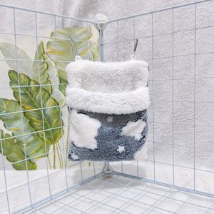 TEMU 코지한 작은 애완동물용 해먹 - 햄스터, 기니피그, 슈가글라이더를 위한 부드러운 플러시 슬리핑백, 미끄럼 방지 디자인, 4가지 색상 제공 (파랑, 흰색, 회색, 초록)