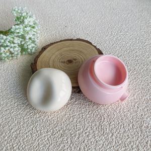 TEMU 1개 귀여운 립밤 & 아이크림 실리콘 스틱 병 - 파스텔 핑크 & 베이지 오프 캡 컨테이너, 스냅핏 뚜껑 (립스크럽, 밤, 크림용) - 여행용 화장품 정리함, 위생적 개인 관리 케이스, 매끄러운 마감, 유쾌한 디자인
