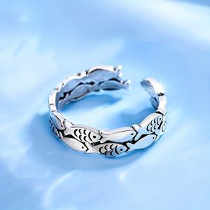 TEMU 오픈형 조절 기능이 있는 클래식 이중 레이어 물고기 반지. 친구에게 선물하기에 완벽합니다. 데일리 출퇴근, 파티, 휴가, 뮤직 페스티벌에 적합합니다., 특이한 반지, 꽃반지, 은반지, 여자 반지, 옥반지, 알이큰반지, 루비반지, 반지 특이한