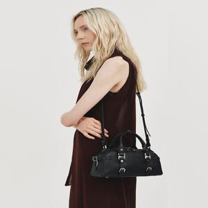 [아니] 러스킨 바게트백 블랙