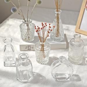 투명 줄무늬 유리 화병 유리병 공병 디퓨저병 미니 엔틱 스트라이프 글라스 시약병 꽃병