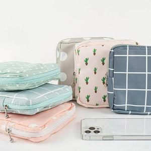 다용도미니 파우치 여행용 생리대 화장품 시크릿 이너백 휴대용 여성용품 가방