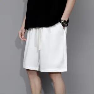 남자 베이직 루즈핏 끈조절 밴딩 반바지 LD-PTH-SSIS371-화이트