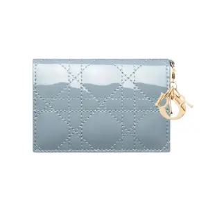 디올 Lady Dior Bloom 카드 지갑 클라우드 블루 S0011OVRBM81B