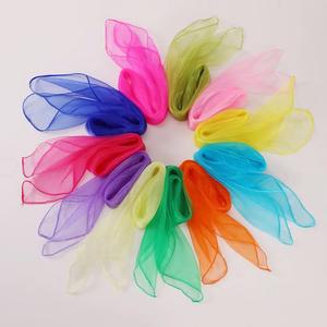 손수건원단 야외 게임용 컬러 체조 스카프 부모 자녀 인터랙티브 댄스 저글링 타월 스포츠 손수건 70x70cm