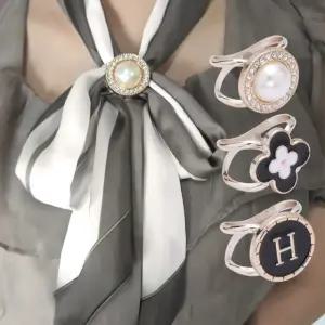 진주 선물 머플러 보석 악세사리 헤어핀 브로치 체인 고리 스카프링 홀더 단체 롱 고급 큐빅