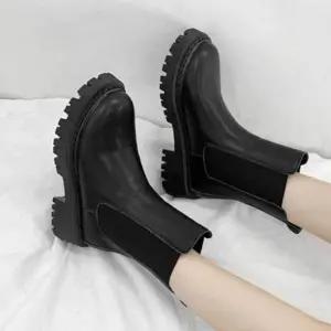 첼시 심플 부츠 슈즈 캐주얼 패션 여자 숏부츠 삭스 앵클 웨스턴 가을 양털 바이커 스웨이드 부츠 미들