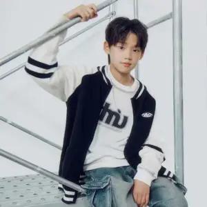 [갤러리아] [TMIU] 티미유 주니어 브러쉬 맨투맨 TUMT261M01U