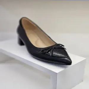 [바바라] 바바라 AAI244 스틸레토 리본장식 펌프스  P003484419)