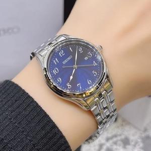 세이코 사파이어 쿼츠 여성 가죽시계 SUR641P1