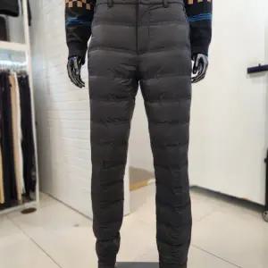 [디즈니골프]DN8MPD032 남성 겨울 구스다운 일자핏 패딩 바지