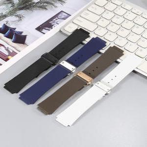 시계줄 휴볼트 스트랩 호환 실리콘 위블로 악세사리 다이아 크로커무늬 고무