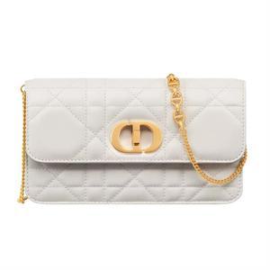 디올 Miss Caro 체인 파우치 라떼 매크로까나쥬 S5225UDAXM030