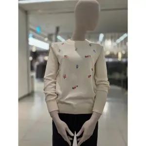 갤러리아 올리비아로렌플라워자수니트풀오버VVCBL3WC176