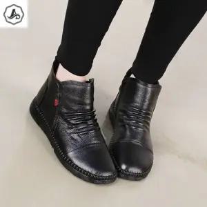 [애슬릿] 발 편한 앵클 부츠 소 가죽 엄마 중년 플랫 심플