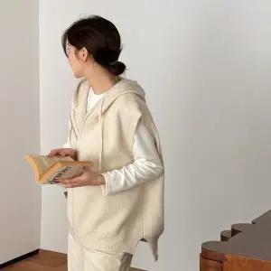 [메이블루]포근 후드 집업조끼