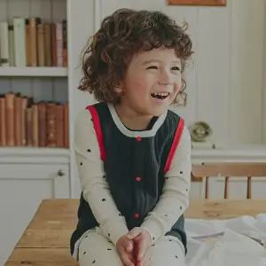 타이니크루 실내조끼