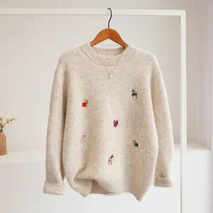 [잇수다] 독스큐 도그 자수 루즈핏 라운드 울 니트