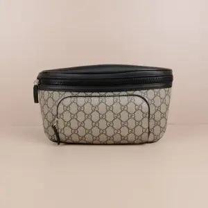 수프림 레더 벨트백 미디엄 블랙 779843 FAC95 9772