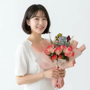 비누꽃다발 졸업식꽃다발 이벤트 기념일 축하꽃 졸업선물 레드장미 6송이