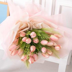 튤립 조화 꽃다발 차밍 75cm 인테리어 꽃 선물 장식 기념일 졸업식 발표회 학예회