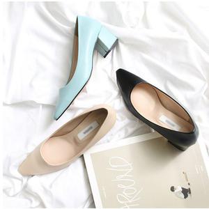 신상 천연소가죽 simple 라인 가죽feeling 미들힐