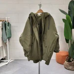 [대구백화점] [에잇컨셉]오버핏 스콧야상 패딩점퍼(C22K7FJP009)