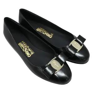 페라가모 VARINA 바리나 플랫슈즈 763676