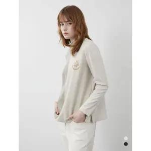 갤러리아 올리비아로렌 배색 기모 하프넥 탑 VOCAL3W9421