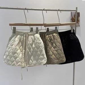 겨울 퀼팅 패딩반바지 밴딩 숏팬츠 TS740