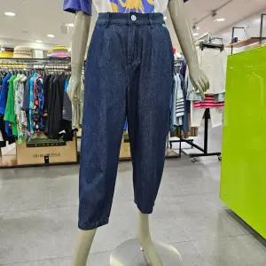 베네통/애플아울렛/백 밴딩 핀턱  배기핏 팬츠 BADPB5531