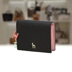 [헤지스](대전신세계)블랙 퍼피장식 소가죽 반지갑 HIWA5F617BK