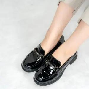 [제이시]제이시 발볼넓은 여성 로퍼 4cm 발편한 학생신발 K322