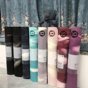 룰루레몬 요가매트 필라테스 초경량 여행용 자기관리 Travel Big Mat 가정용